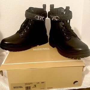 Michael Kors Boots size 9M